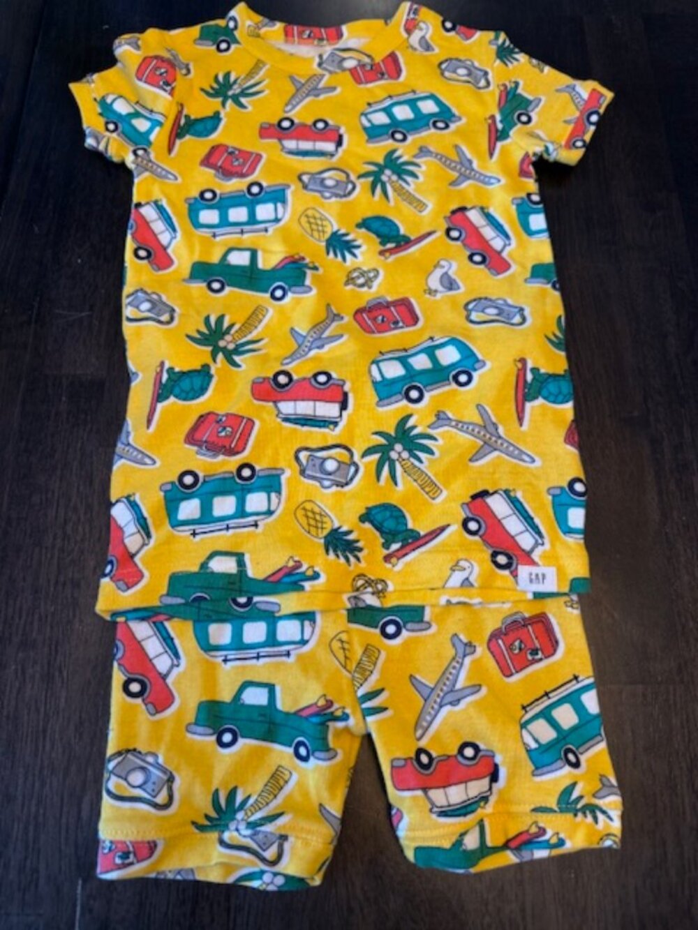 Baby Gap Boy Yellow Travel Themed Short Sleeve (5T) 2 Piece Pajamas Set (Summer)